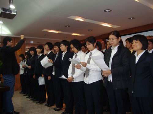 年度员工晚会初次彩排