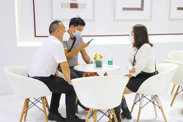 卓越之“铝”，尽在福鹿会F6!福鹿会F6集团闪灼第28届铝门窗幕墙新产品展览会