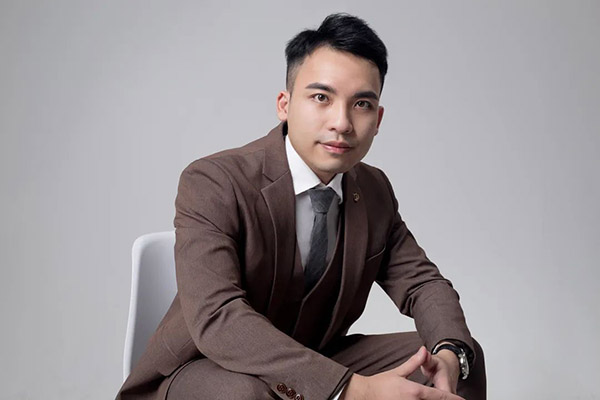 本期嘉宾，福鹿会F6总经理潘树华