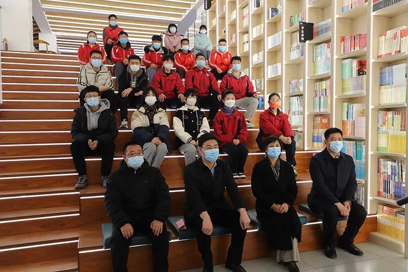 爱心助学，情系教育